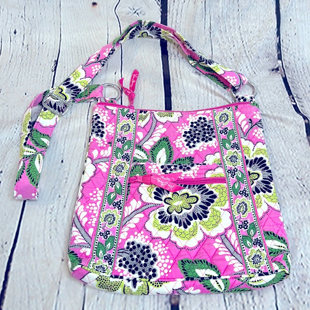 Vera Bradley Pink Green Floral Messenger Crossbody Bag Excellent Condition